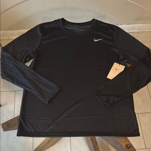Women’s size Medium Nike Dri-Fit Black Long Sleeve Top